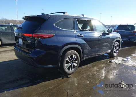 2021 Toyota Highlander Xle из США, поврежденный, VIN 5TDGZRBH7MS112101